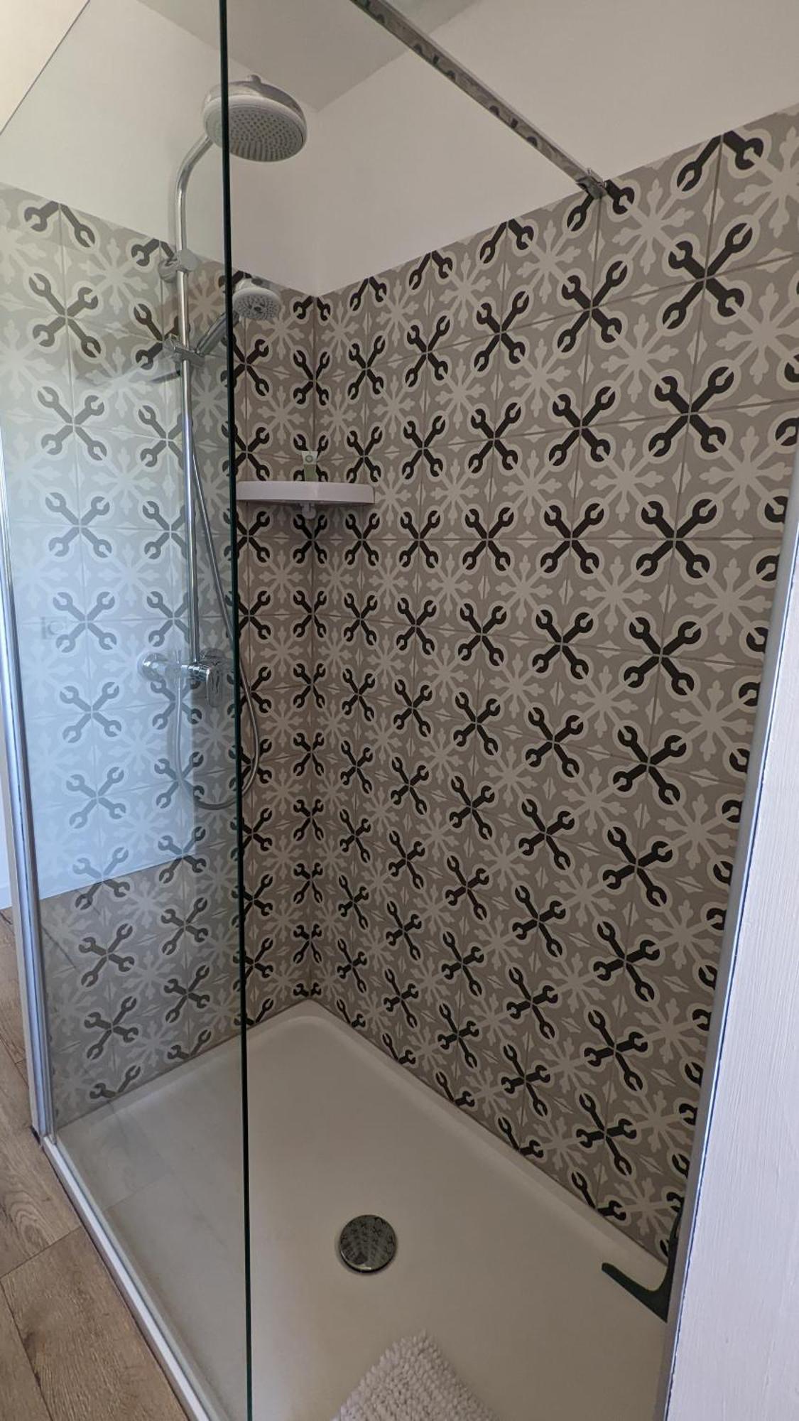 Chambre L A Tavel מראה חיצוני תמונה